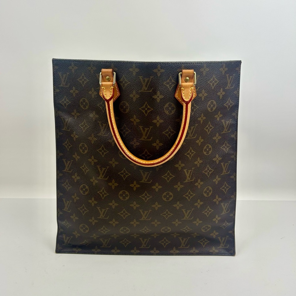 Louis Vuitton Monogram Plat Sac